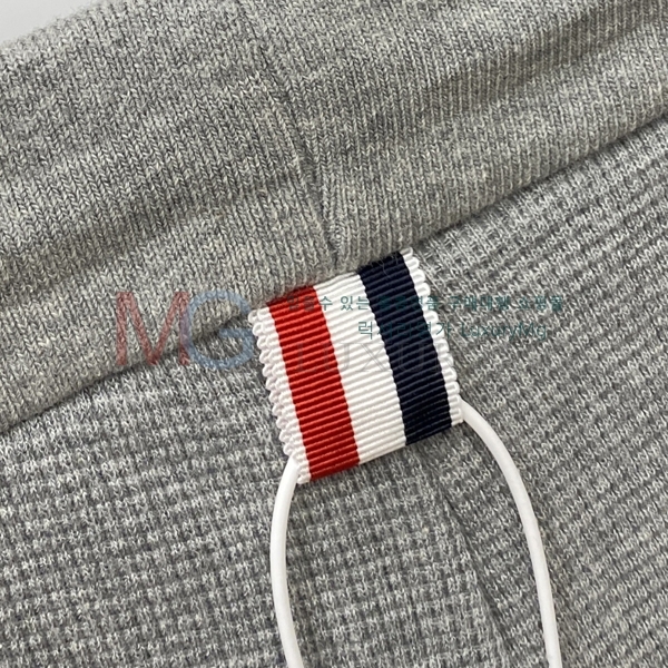   ݹ TBD423259-1