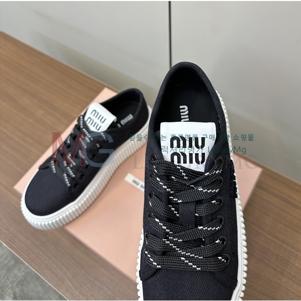 ̿̿  Ŀ MK671225-4