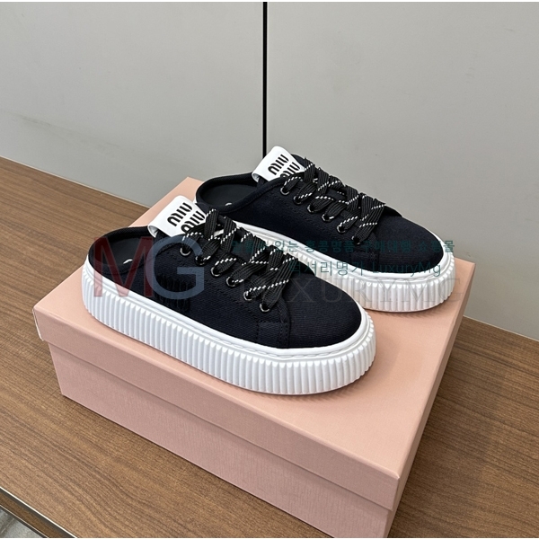 ̿̿   MK671224-5