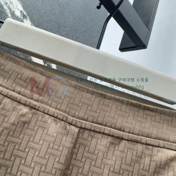  ޽  HE986768-1