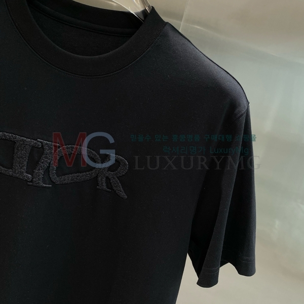    Ƽ DR4236732-3