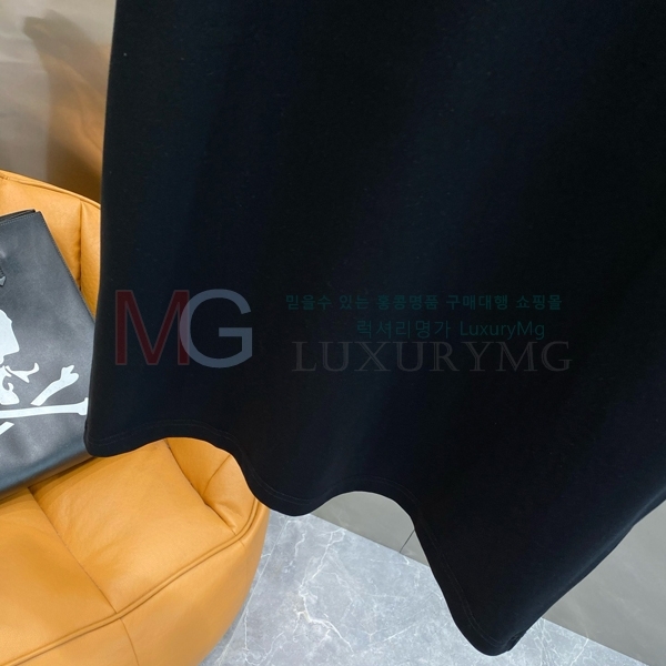   Ƽ DR4236732-3