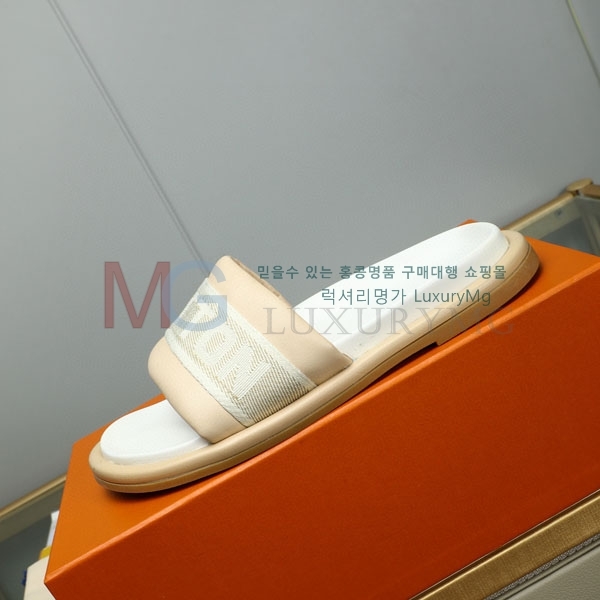 ̺   XB80512-4