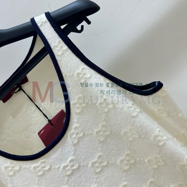   ǽ D25253649