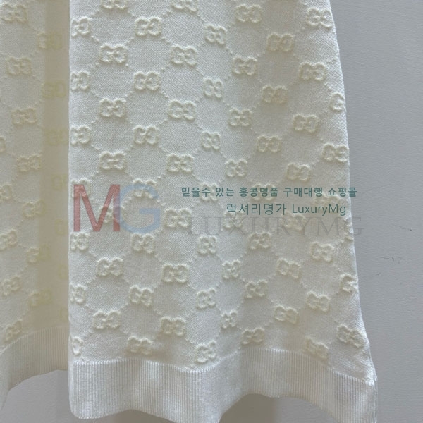   ǽ D25253649