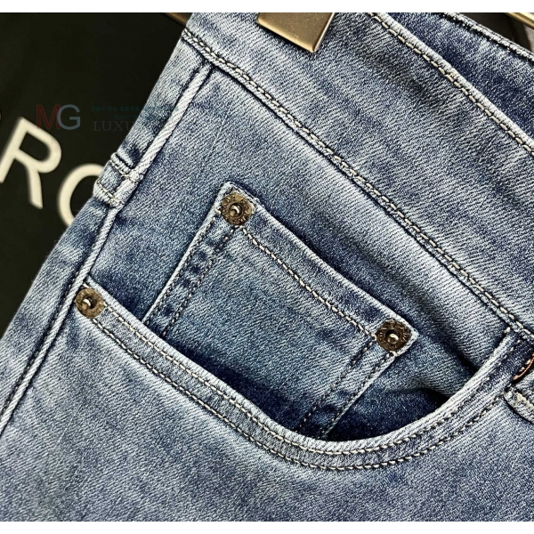   ĳ־ û P596614-1