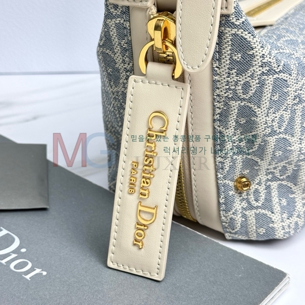  D-Journey Ϲ  M2416-10