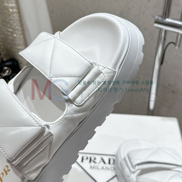     PA5990880-1