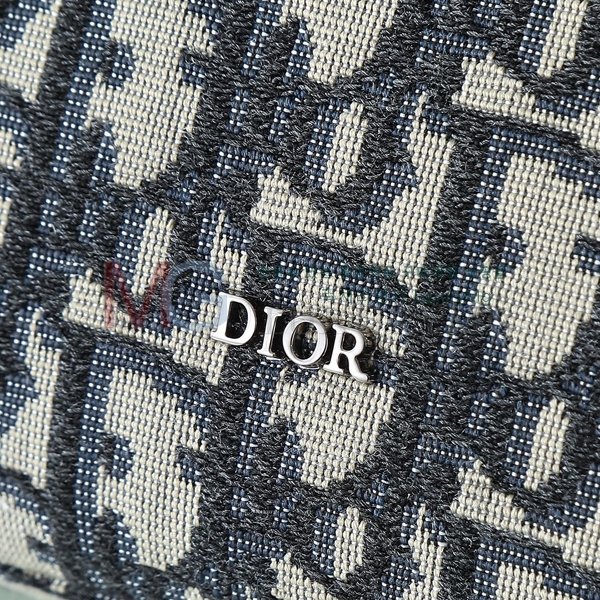  Ʈ̾ Ŭġ 2ADCA540-1