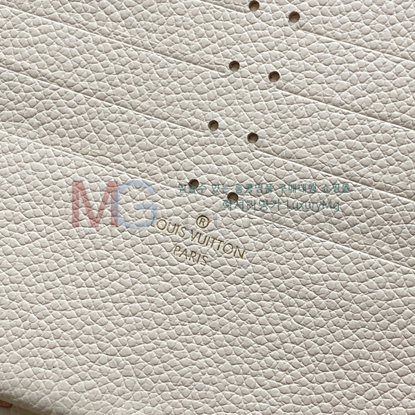 ̺ Ʈ ũν M15968-60