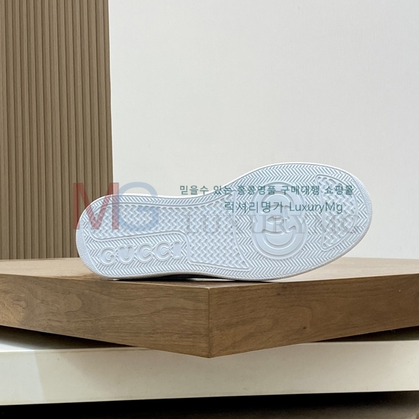   Ŀ GG552156-4