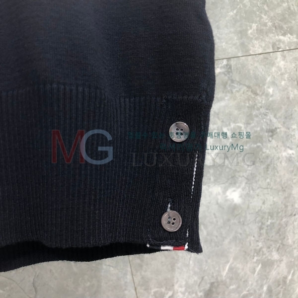    AG509903