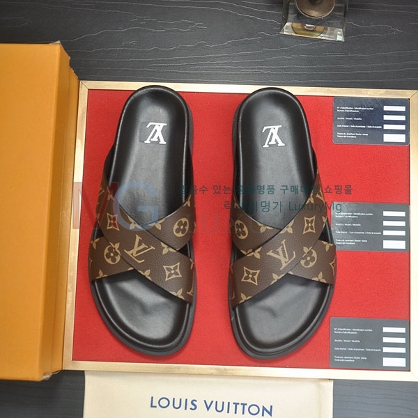 ̺   LV241118