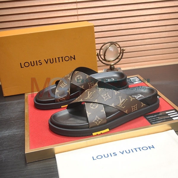 ̺   LV241118