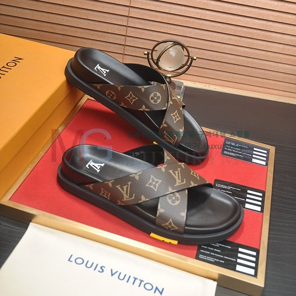 ̺   LV241118