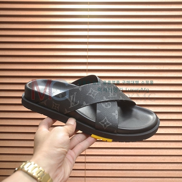 ̺   LV241118-1