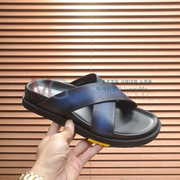̺   LV241118-3
