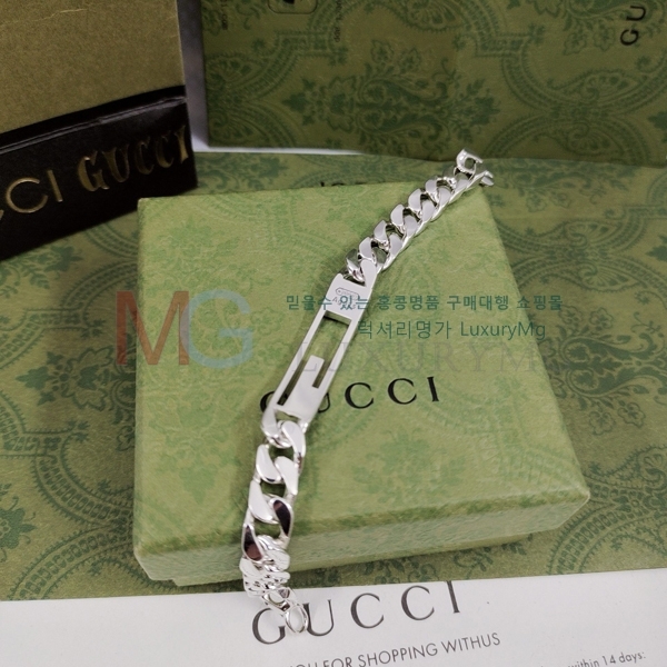   GG558978