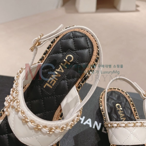 *  CD660331
