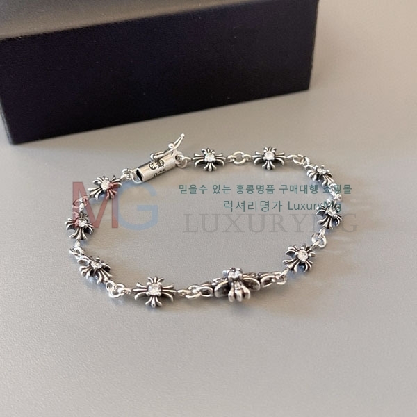 ũ  CH5357770-3
