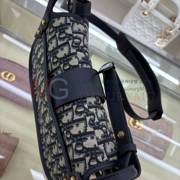  30  ̵ ޽ M9363-1