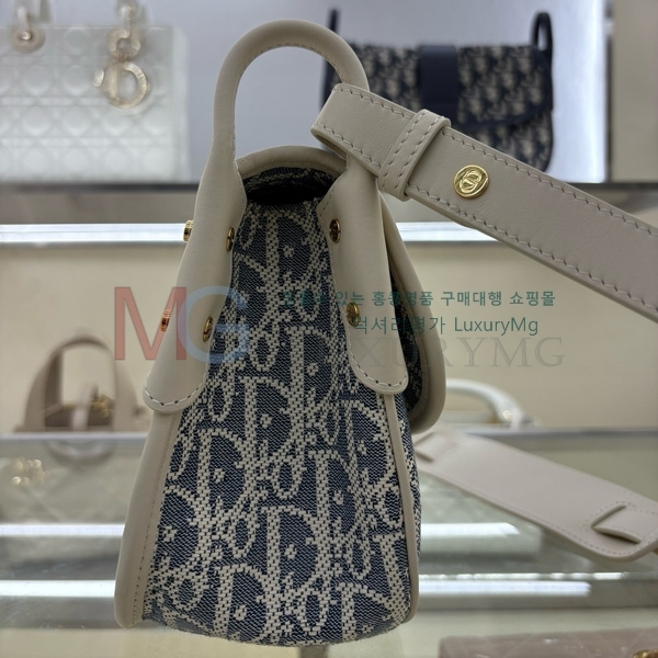  30  ̵ ޽ M9363-2