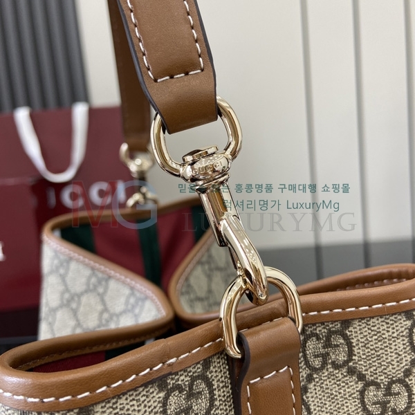  GG   Ŷ 815103-3