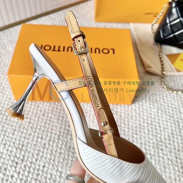 ̺    LV533305-1