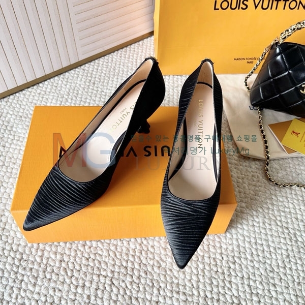 ̺   LV533306