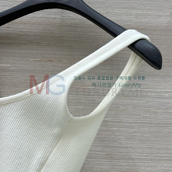   μҸ CE425677-1