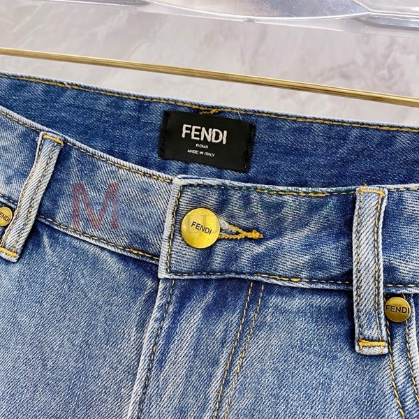   û 489376