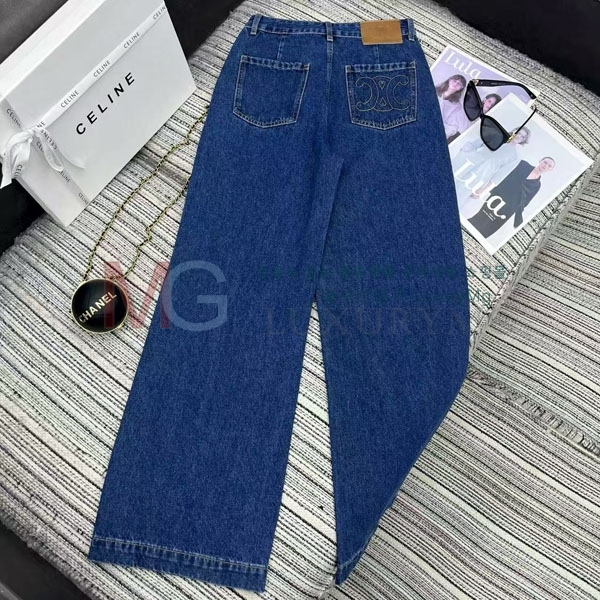   û CE425538