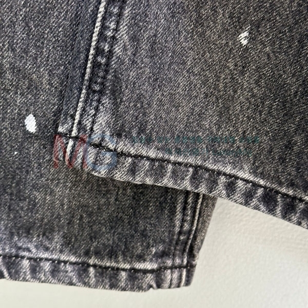  ũ û K225327