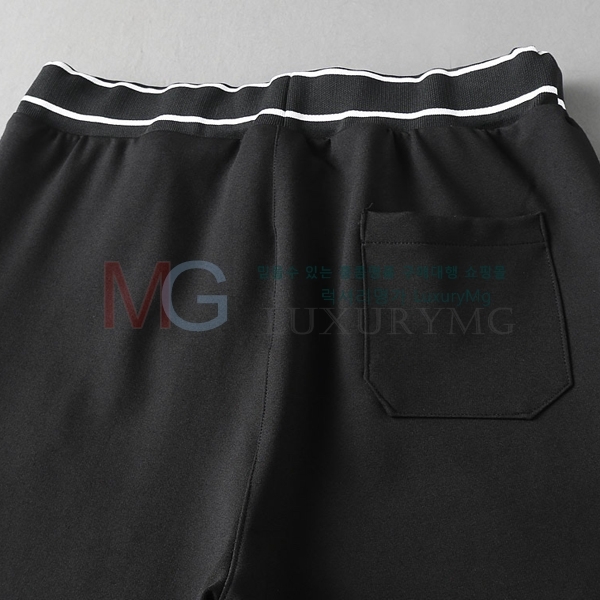   ݹ 489585-1