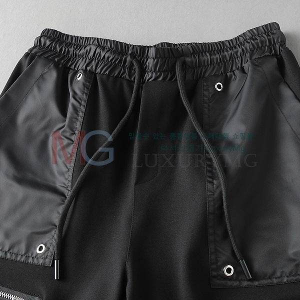   ݹ 489586-1