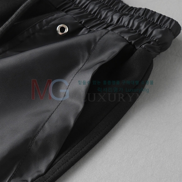   ݹ 489586-1