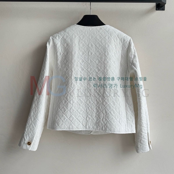   Ŷ CE04977-1  ( )