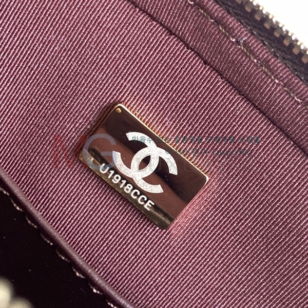 * ̴    AS5572-8