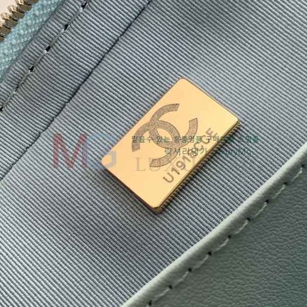 * ̴    AS5572-9