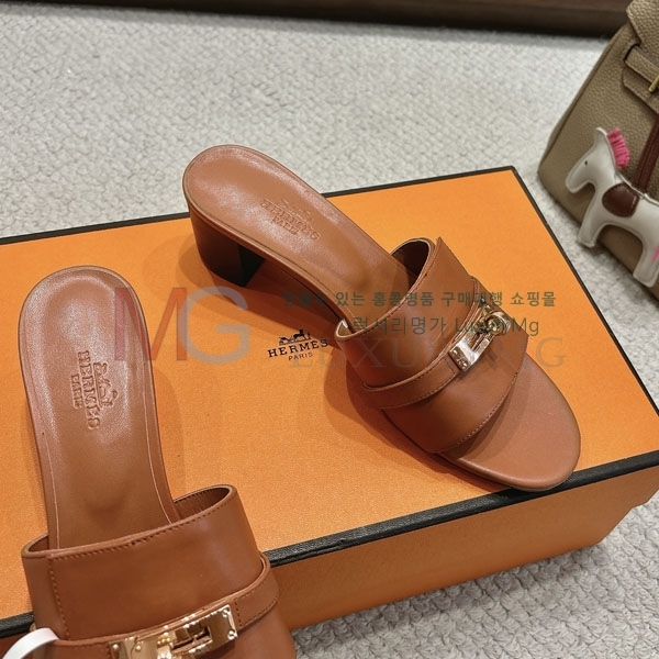  ޽   HE611102-4