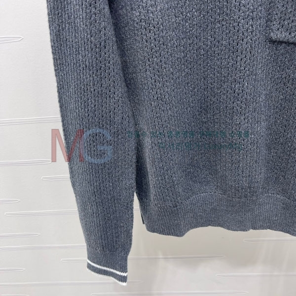  ̿̿  MIU551739