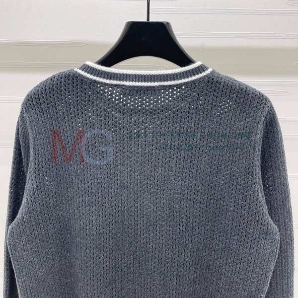  ̿̿  MIU551739