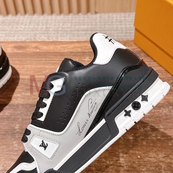   ̺ 𝐋-𝐓𝐑𝐀𝐈𝐍𝐄𝐑 Ŀ 1LV55506-9