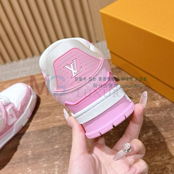  ̺ 𝐋-𝐓𝐑𝐀𝐈𝐍𝐄𝐑 Ŀ 1LV522366