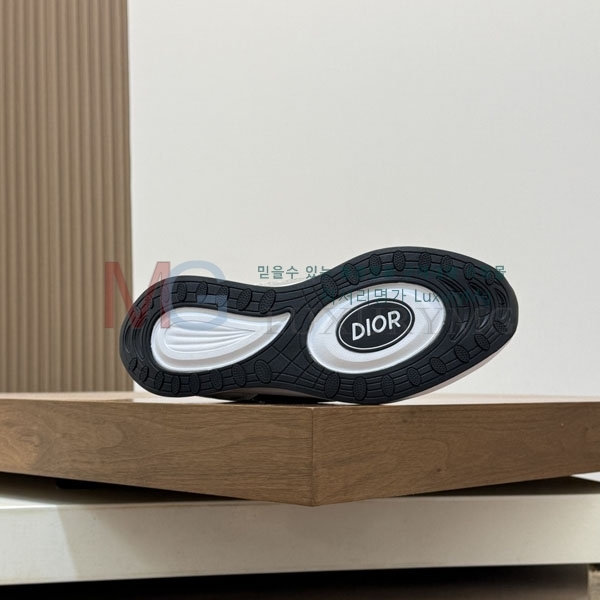   Ŀ DR990688-1