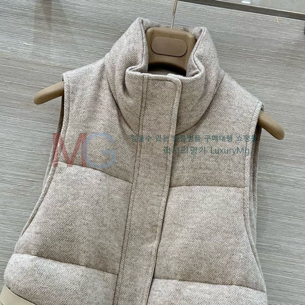  η** ٿ е  LP2312055-1