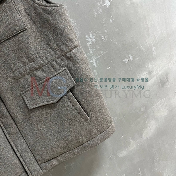  η** ٿ е  LP234503-4