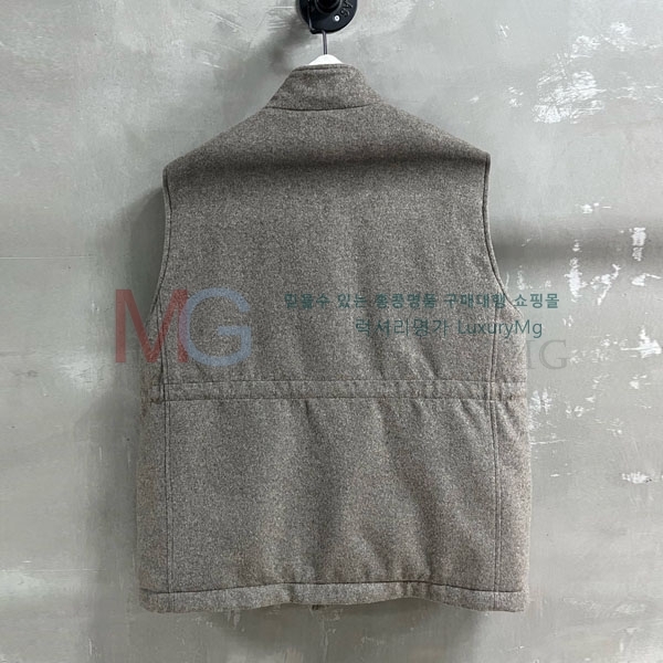  η** ٿ е  LP234503-4