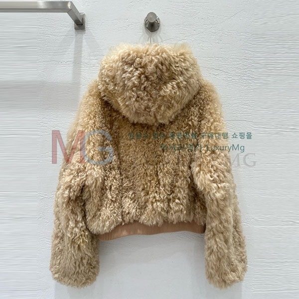  ̿̿ þ   MIU245645-2