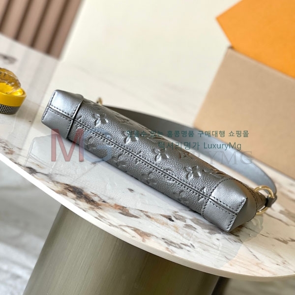 ̺ Ʈ 긣 M12174-200